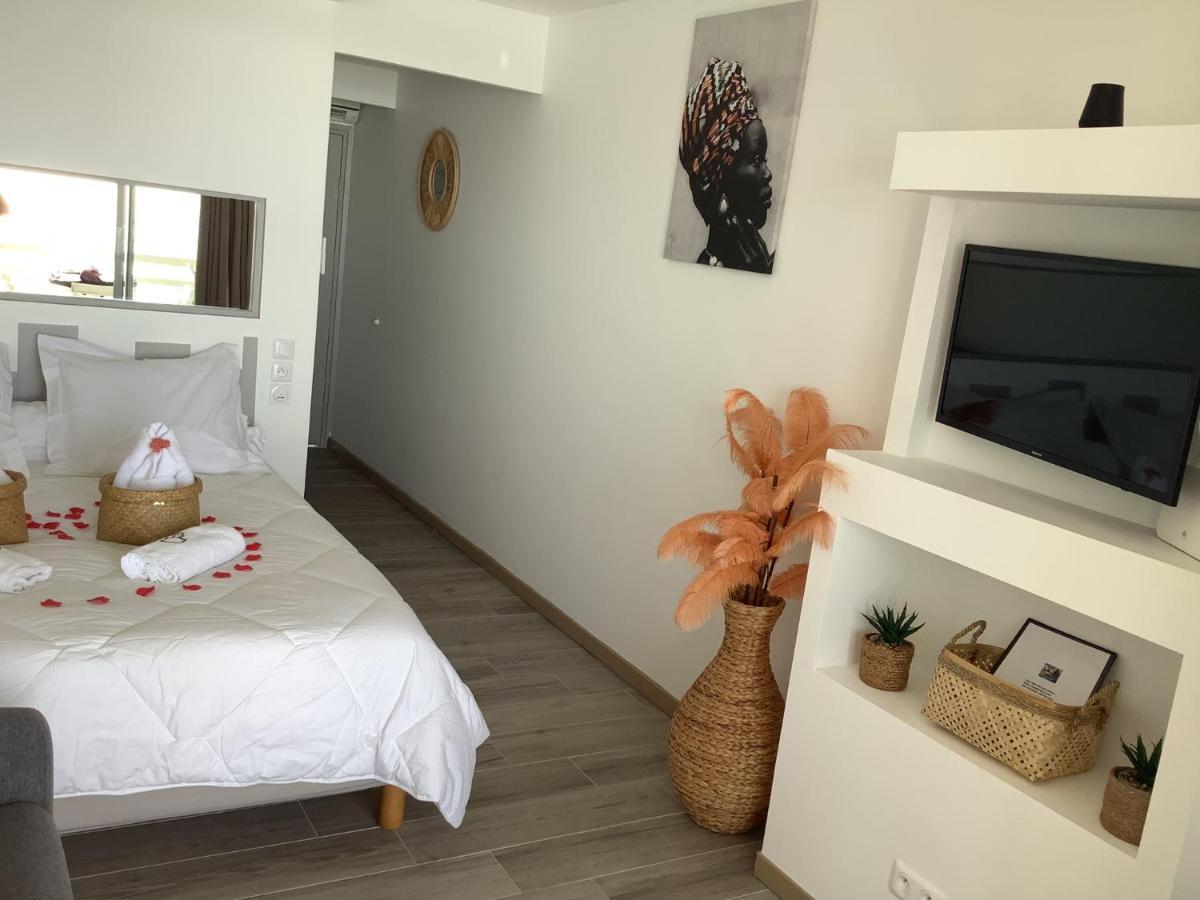 Lady Laying Apartment Le Diamant Exterior foto